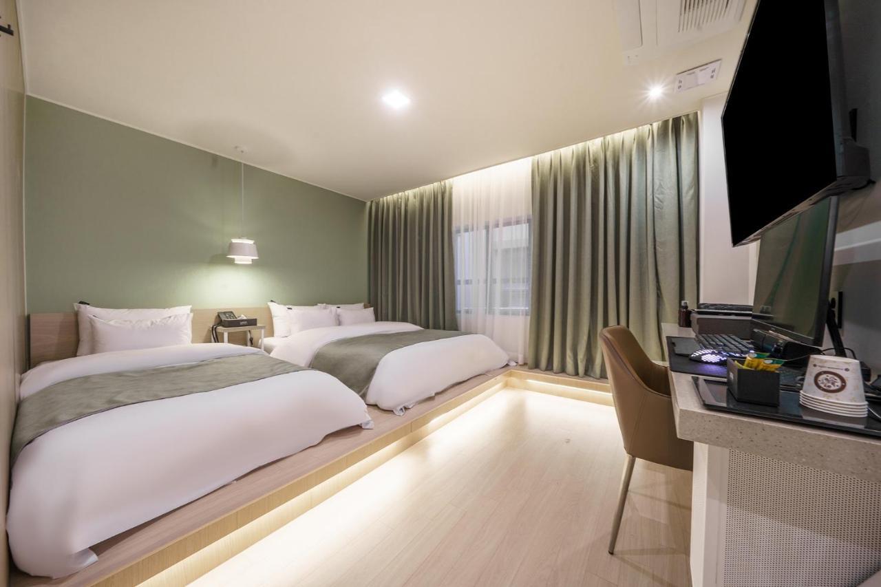 Hotel Maria Pyeongtaek Esterno foto