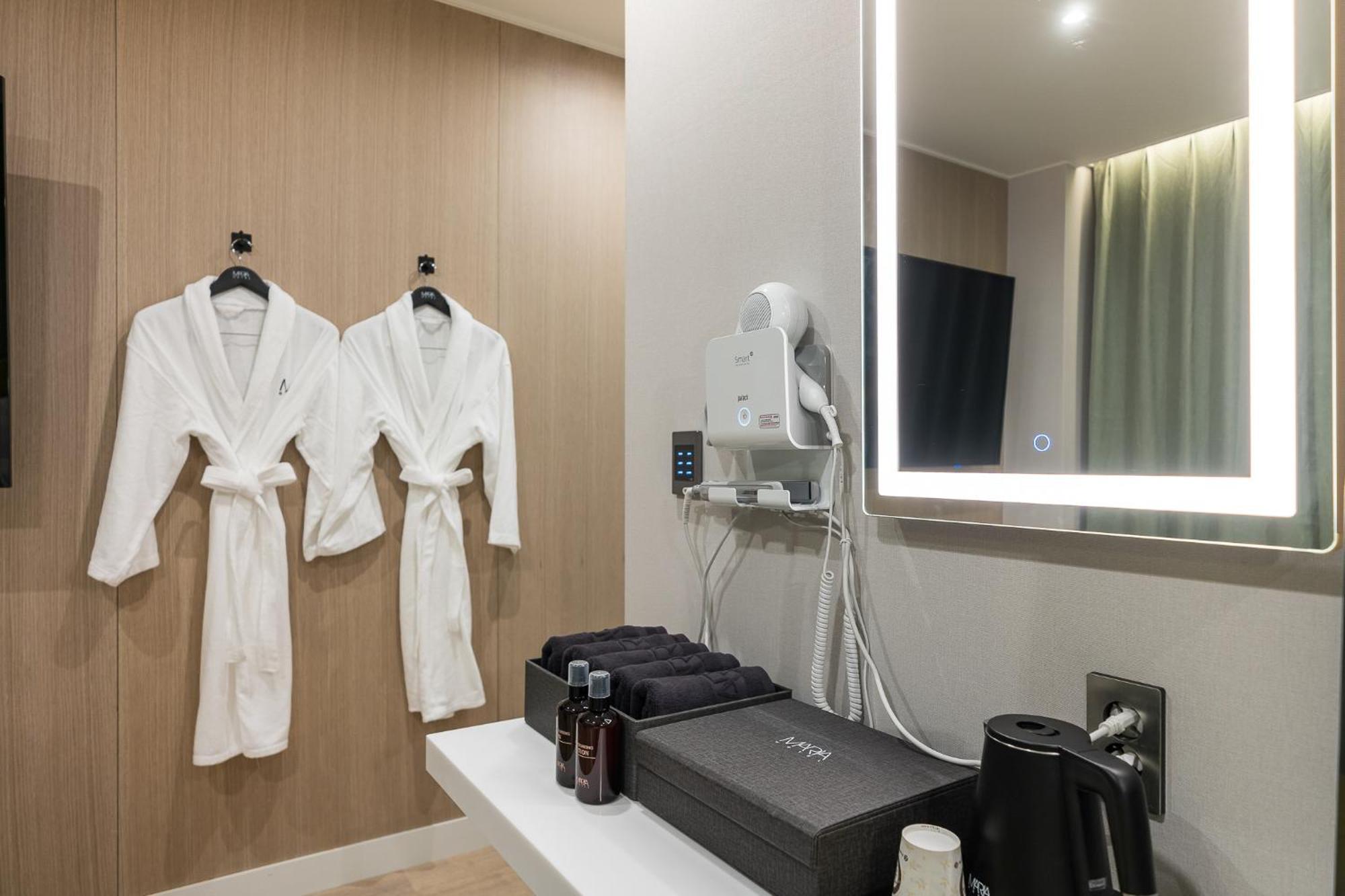 Hotel Maria Pyeongtaek Esterno foto